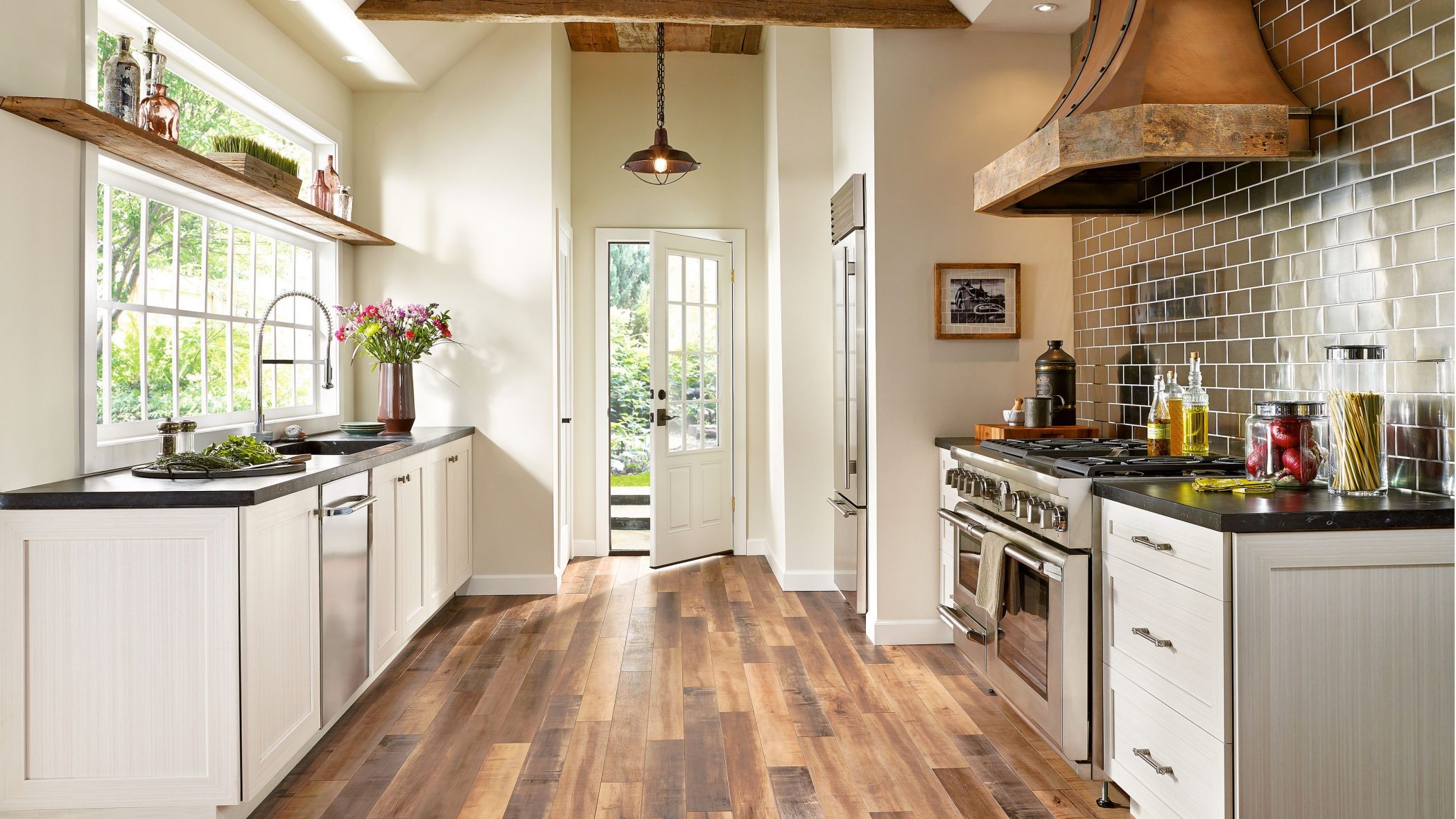 White Kitchen Cabinets