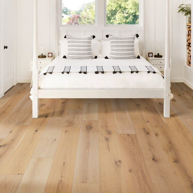 Choosing the Right Plank Width for a Balanced Space